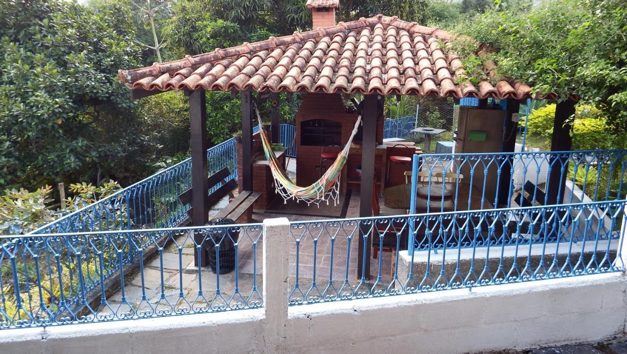 ミゲウ・ペレイラ Casa Agradavel Com Piscina.ヴィラ エクステリア 写真